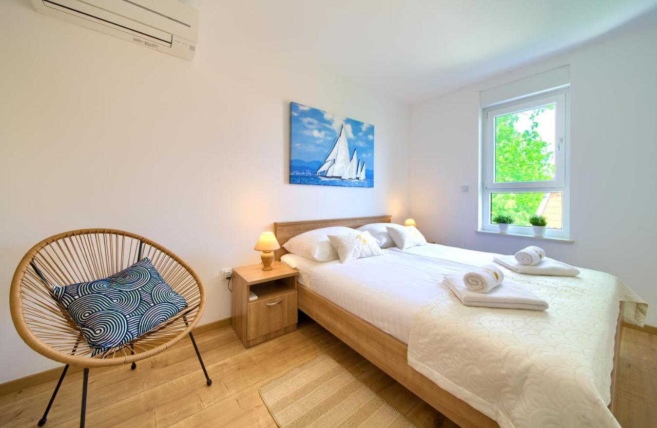 Dodo Apartments Vantacici Eksteriør bilde