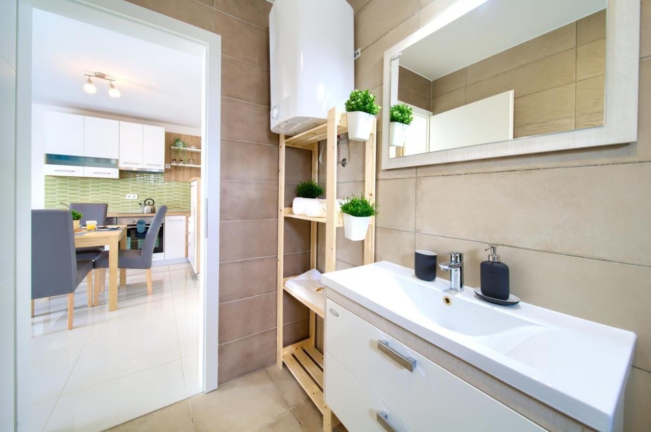 Dodo Apartments Vantacici Eksteriør bilde